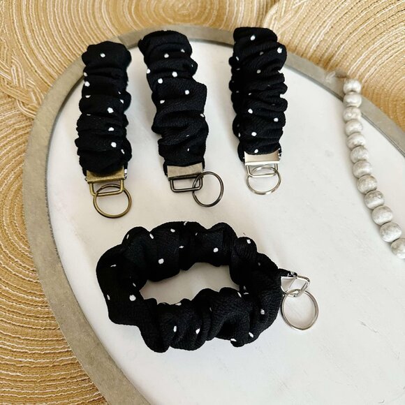 Black & White Polka Dots Scrunchie Keychain - Picture 1 of 4